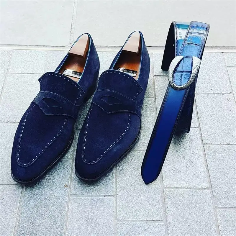 Men Classic Loafers Solid Color Faux Suede Square Toe Mask Stitches Slip-On Fashion Business Casual Wedding Daily Dress Shoes
Men Classic Loafers Solid Color Faux Suede Square Toe Mask Stitches Slip-On Fashion Business Casual Wedding Daily Dress Shoes