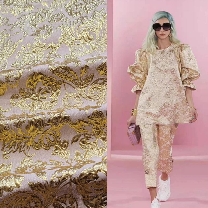 Европейский стиль роскошный дворец золотой Шелковый жаккардовый костюм ткань Платье Тренч Платье парча Мода ручной работы DIY ткань
Европейский стиль роскошный дворец золотой Шелковый жаккардовый костюм ткань Платье Тренч Платье парча Мода ручной работы DIY ткань
