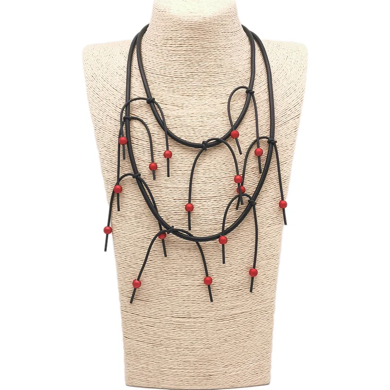 New Layered Necklace For Women Handmade Gothic Accessories Vintage Rubber Chain Red Pearl Designer Jewelry Pendant Necklaces
New Layered Necklace For Women Handmade Gothic Accessories Vintage Rubber Chain Red Pearl Designer Jewelry Pendant Necklaces