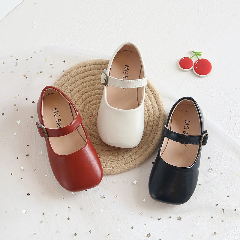 Children PU Red Shoes Girls Spring New Kids Fashion Square-toe Soft Princess Soft Simple School Shallow Mary Janes Shoes 
Children PU Red Shoes Girls Spring New Kids Fashion Square-toe Soft Princess Soft Simple School Shallow Mary Janes Shoes