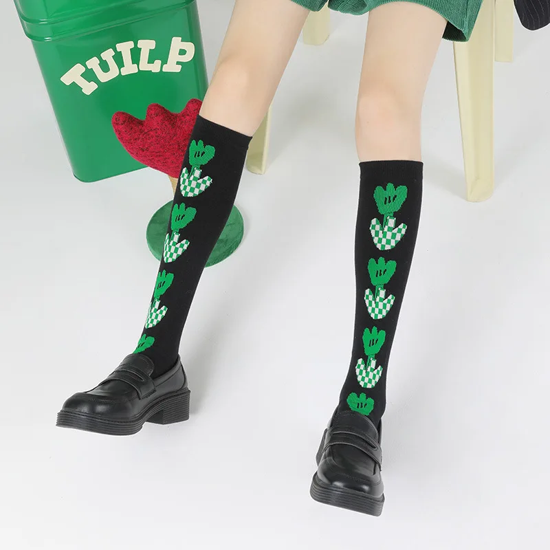 Original geometric tulip long leg socks women's art cotton socks designer style knee-high socks
Original geometric tulip long leg socks women's art cotton socks designer style knee-high socks