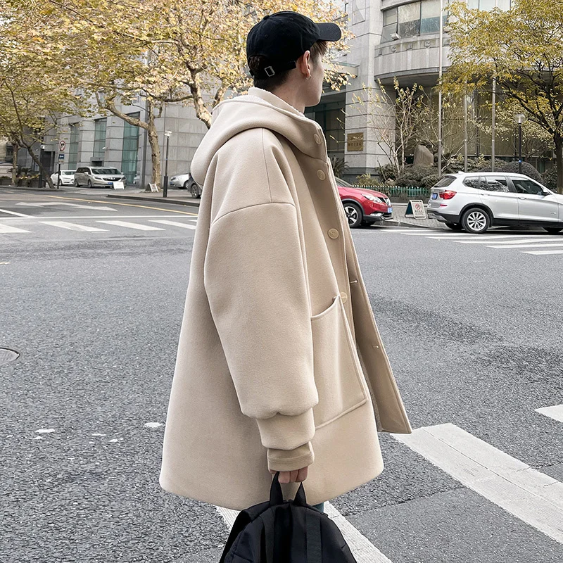 Winter Fleece Thick Woolen Coat Men Warm Fashion Casual Long Woolen Coat Men Korean Loose Lamb Wool Trench Coat Mens Overcoat
Winter Fleece Thick Woolen Coat Men Warm Fashion Casual Long Woolen Coat Men Korean Loose Lamb Wool Trench Coat Mens Overcoat