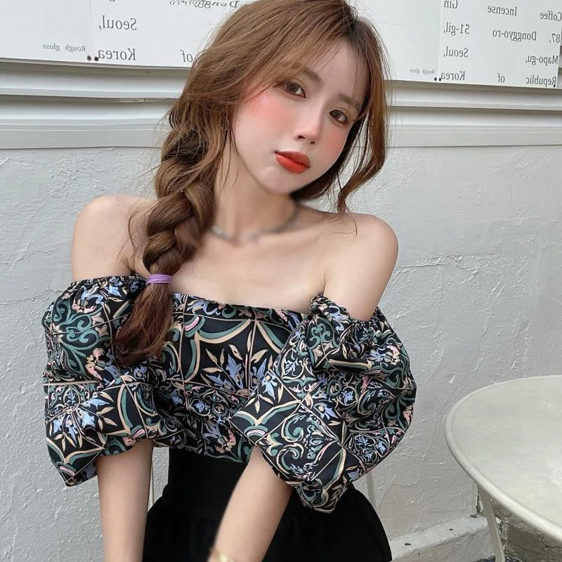 Summer Women Puff Short Sleeve Shirt Fashion Blouse Fashion Floral Print Square Collar Chiffon Blouses
Summer Women Puff Short Sleeve Shirt Fashion Blouse Fashion Floral Print Square Collar Chiffon Blouses