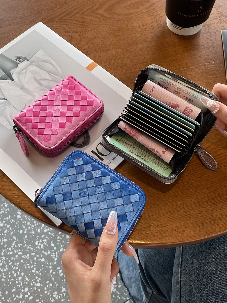 Men Leather Woven Multi-card Slot Zipper Clip Women Fashionable Small Exquisite Daily Portable Multi-function Card Bag Unisex
Men Leather Woven Multi-card Slot Zipper Clip Women Fashionable Small Exquisite Daily Portable Multi-function Card Bag Unisex