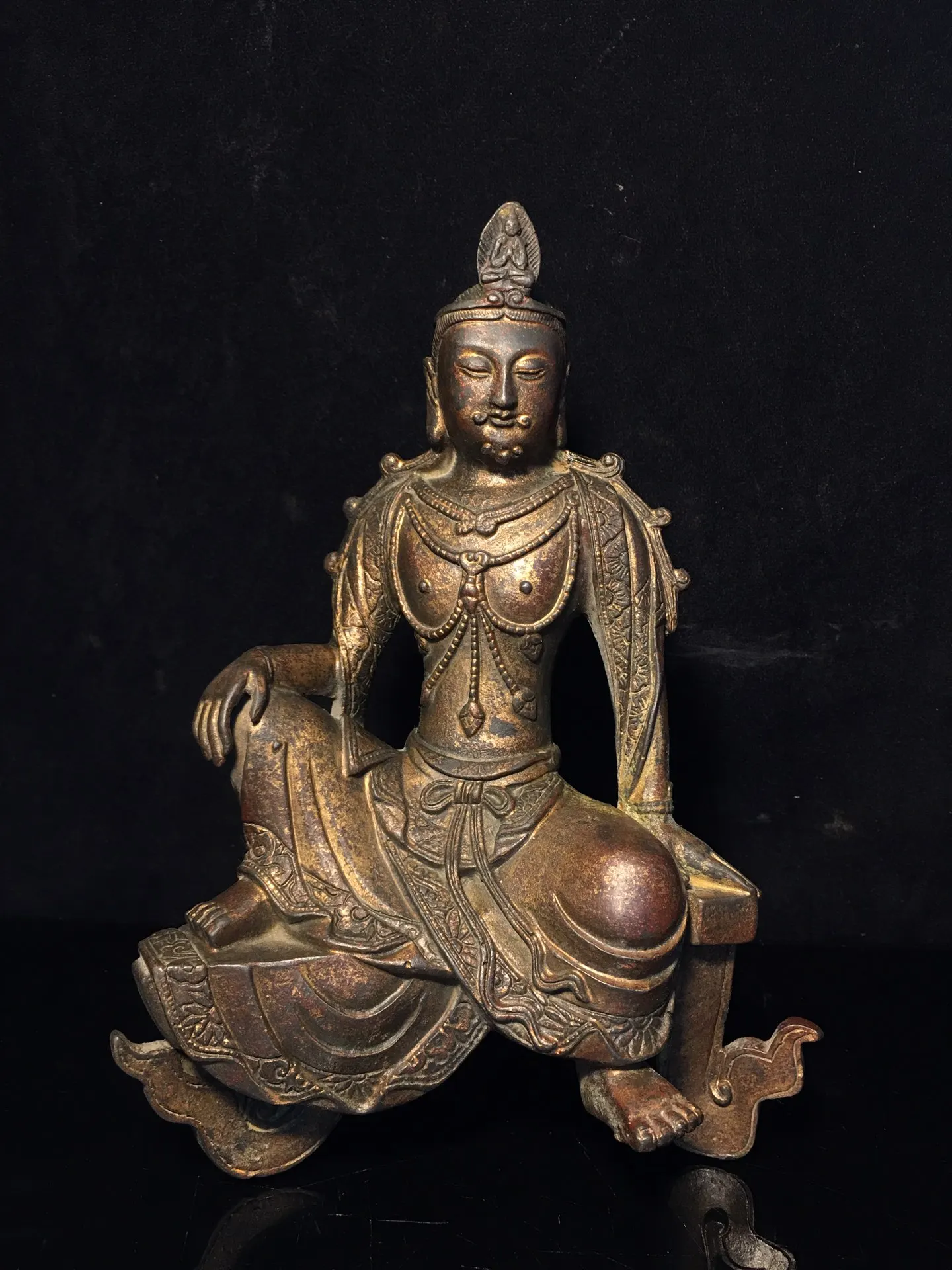 

9"Tibetan Temple Collection Old Bronze Cinnabar Mud gold Northern Wei Buddha Bench Buddha Worship Hall Town house Exorcism