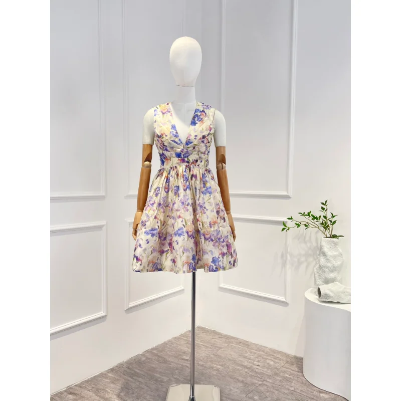 Top Quality Elegant Beach Style 2023 Spring Summer Pleats V-neck Floral Printing Splice Folds Sleeveless Woman Mini Dress
Top Quality Elegant Beach Style 2023 Spring Summer Pleats V-neck Floral Printing Splice Folds Sleeveless Woman Mini Dress