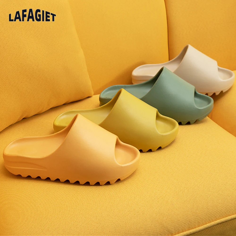 Home Slippers Thick Platform Bathroom Cloud Slippers Non Slip Flip Flops Woman Sandals Women Fashion Soft Sole Indoor Slides
Home Slippers Thick Platform Bathroom Cloud Slippers Non Slip Flip Flops Woman Sandals Women Fashion Soft Sole Indoor Slides