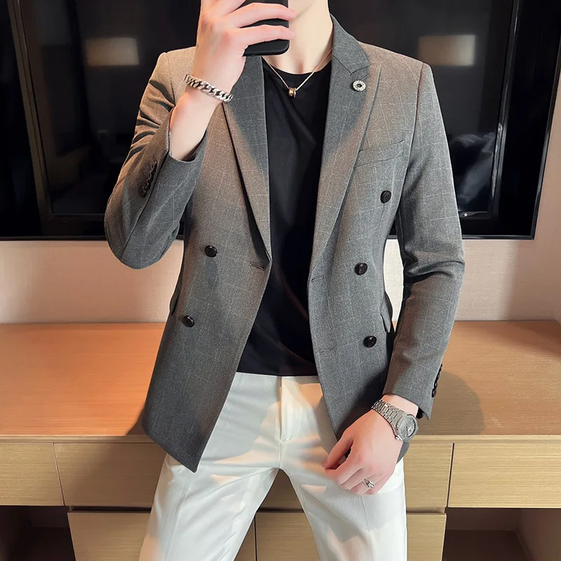 2022 spring men's plaid double-breasted suit Korean version slim groom wedding suit jacket young men's top
2022 spring men's plaid double-breasted suit Korean version slim groom wedding suit jacket young men's top