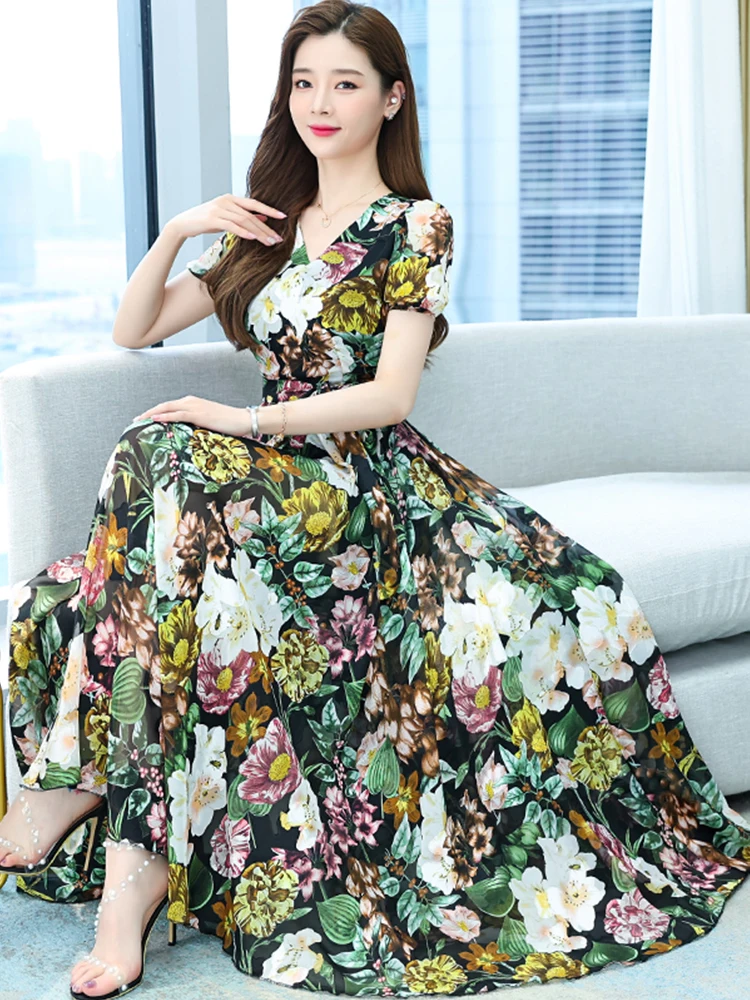 2023 Party Maxi Chiffon White Floral Dress Beach Casual Tunics Women Summer Korean Fashion Bodycon Elegant Evening Black Dress
2023 Party Maxi Chiffon White Floral Dress Beach Casual Tunics Women Summer Korean Fashion Bodycon Elegant Evening Black Dress