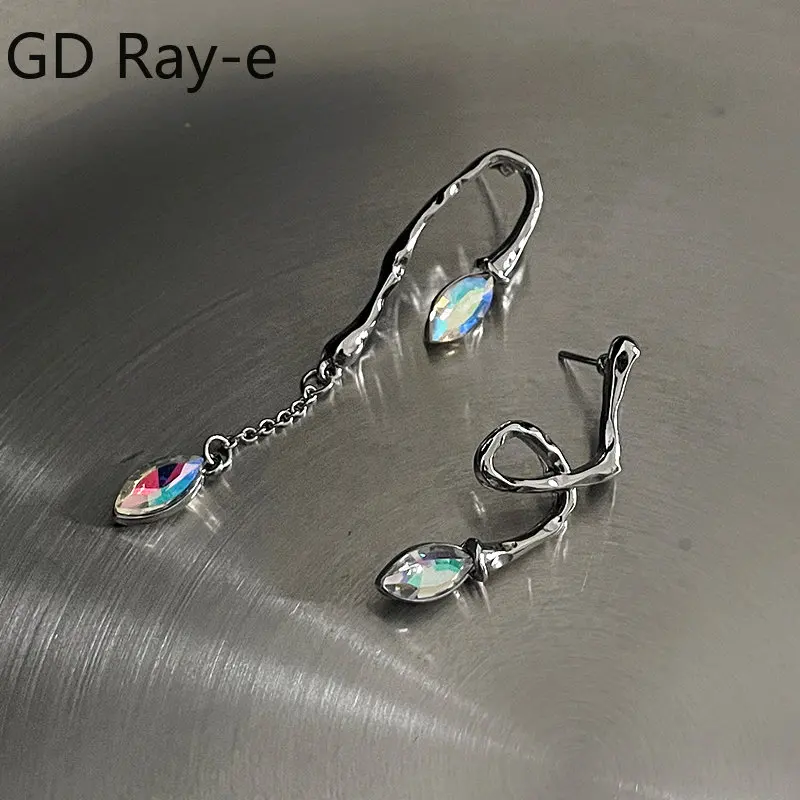 

Irregular Design Earrings for Women Elegant Asymmetrical S925 Silver Needle Crystal Earrings Personality Metallic Earring Female