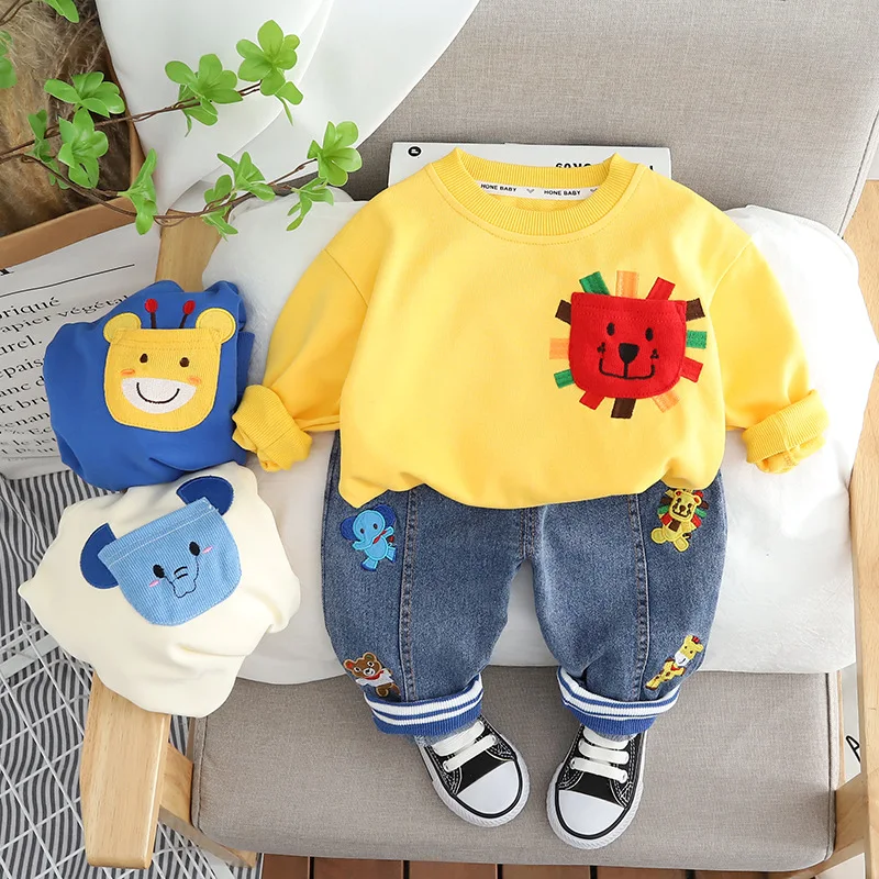 

Костюм с брюками, джинсовая одежда для младенцев, свитшот с рукавами и вышивкой, весенний комплект одежды для мальчиков, детский длинный мультяшный костюм для мальчиков в Корейском стиле, 2023