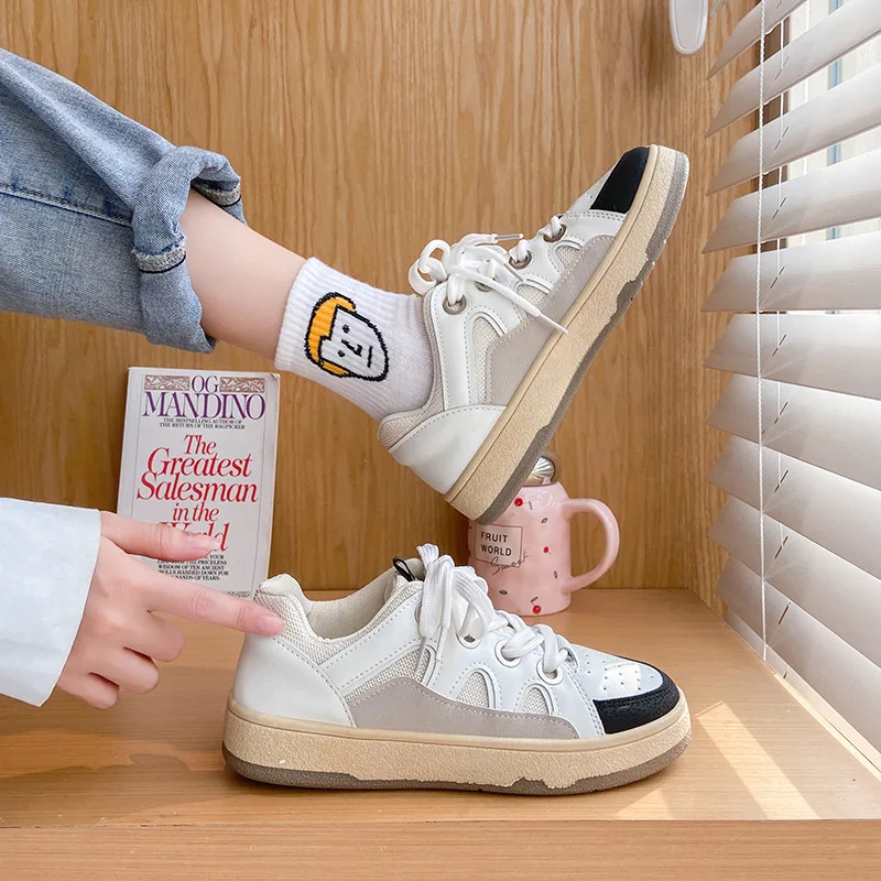 New 2022 Women Sneakers Fashion Spring Women Shoes Flats Platform Casual shoes For Women PU Comfortable Walking Shoes
New 2022 Women Sneakers Fashion Spring Women Shoes Flats Platform Casual shoes For Women PU Comfortable Walking Shoes