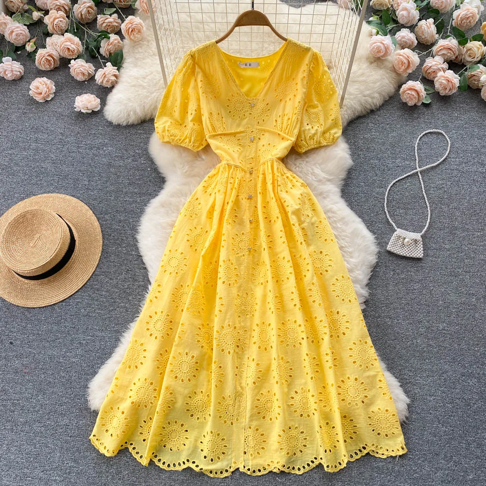 V-neck Dress Women New Fashion Summer Openwork Embroidery French Sweet Short Sleeve Solid Color Elegant Dresses Vestidos G878
V-neck Dress Women New Fashion Summer Openwork Embroidery French Sweet Short Sleeve Solid Color Elegant Dresses Vestidos G878