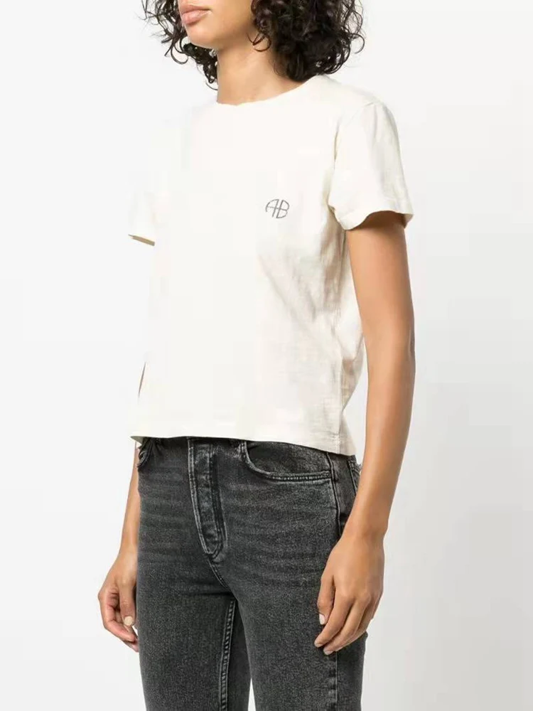 Женская футболка с коротким рукавом, круглым вырезом и принтом букв, весна-лето 2022 
Женская футболка с коротким рукавом, круглым вырезом и принтом букв, весна-лето 2022