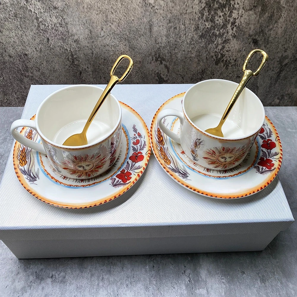 Retro Ceramics Coffee Cup Western Bone Porcelain Steak Cups Tableware Home Decorations Tea Cups Dessert Tray YC888
Retro Ceramics Coffee Cup Western Bone Porcelain Steak Cups Tableware Home Decorations Tea Cups Dessert Tray YC888