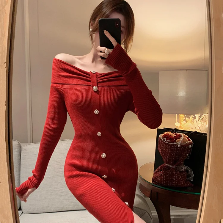 French gentle wind sexy off-the-shoulder neck knit dress female a word split package hip render wool dress before autumn and win
French gentle wind sexy off-the-shoulder neck knit dress female a word split package hip render wool dress before autumn and win