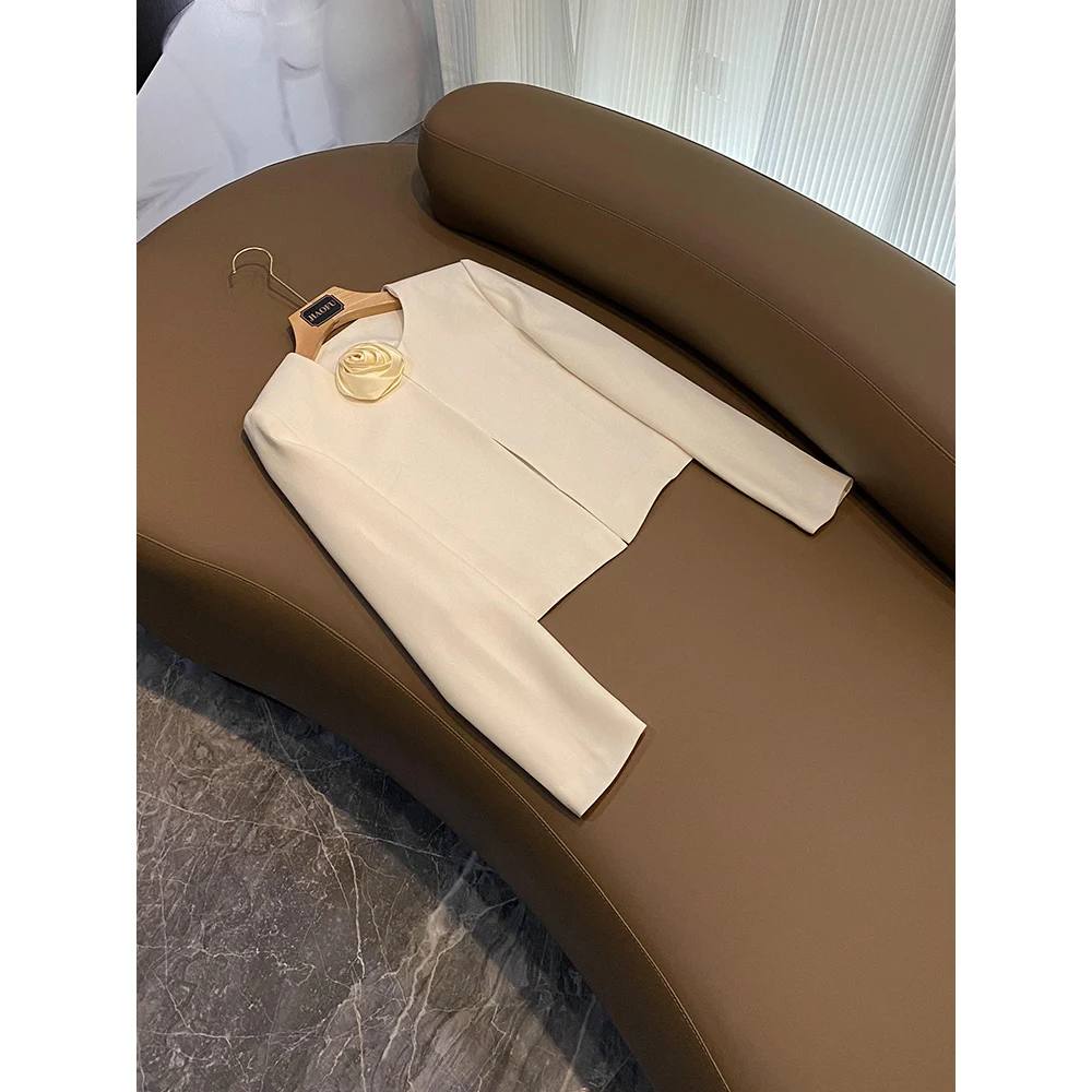 Designed Rose Pin O Neck Elegant Long Sleeve All-Matched Casual Office Simple Short Women No Button Coat Blazer
Designed Rose Pin O Neck Elegant Long Sleeve All-Matched Casual Office Simple Short Women No Button Coat Blazer