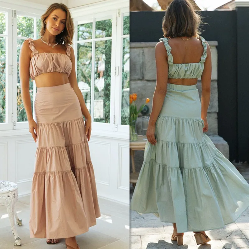 Women Camisole and Skirt Set Fashion Solid Color Cropped Vest and Large Swing Long Skirt Set
Women Camisole and Skirt Set Fashion Solid Color Cropped Vest and Large Swing Long Skirt Set