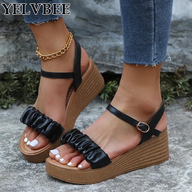 Summer Casual Wedges Sandals 2022 Women Platfoem Cozy Slippers Beach Dress Bling Slides Designer Pleated Open-toe Women Shoes
Summer Casual Wedges Sandals 2022 Women Platfoem Cozy Slippers Beach Dress Bling Slides Designer Pleated Open-toe Women Shoes