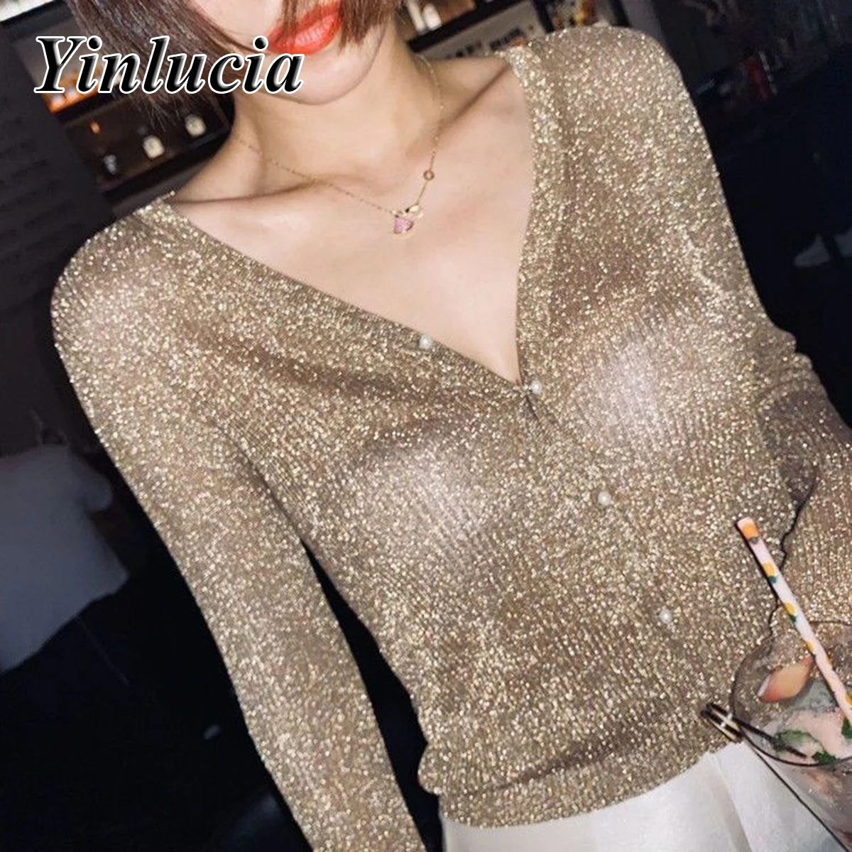 

Tops Women 2023 Blouses Sexy V Neck Shiny Lurex Thread Knitted Sweaters Pearl Button Cardigan Slim Elegant Sophisticated Stylish