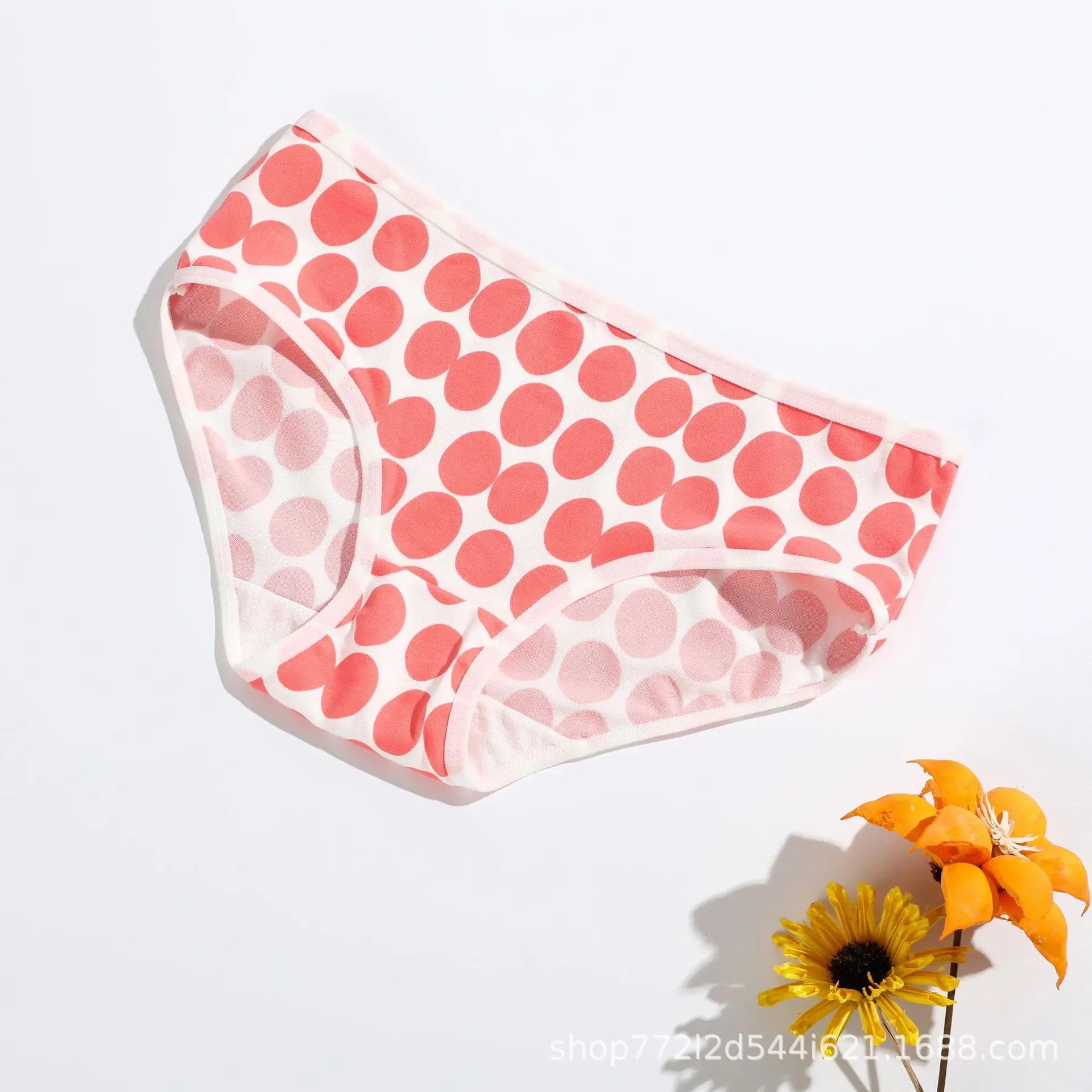 Women's Underwear Triangle Cute Printing Breathable Milk Silk Abdomen and Hip Lifting Girls' Underwear Cunt Panties Female Sexy 
Women's Underwear Triangle Cute Printing Breathable Milk Silk Abdomen and Hip Lifting Girls' Underwear Cunt Panties Female Sexy