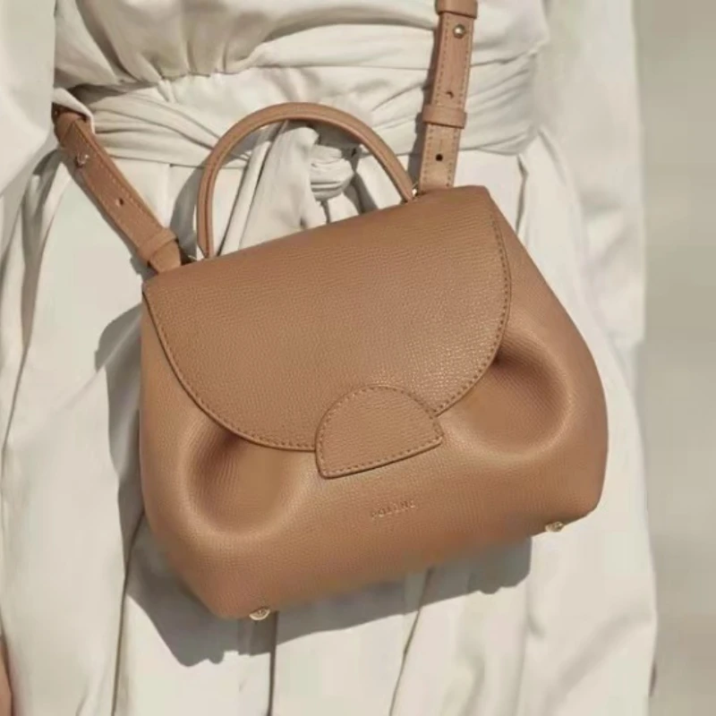 NEW Luxury Designer Leather Women's Bag Cowhide Shoulder 2023 Fashion Women's Bag Brand Ladies Handbag Leather Soft Bag
NEW Luxury Designer Leather Women's Bag Cowhide Shoulder 2023 Fashion Women's Bag Brand Ladies Handbag Leather Soft Bag