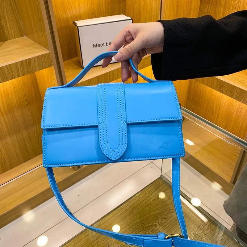 Fashion Leather Women Shoulder Bags Luxury Designer Handbag Simple Ladies Crossbody Bag Casual Totes Square Messenger Bag
Fashion Leather Women Shoulder Bags Luxury Designer Handbag Simple Ladies Crossbody Bag Casual Totes Square Messenger Bag
