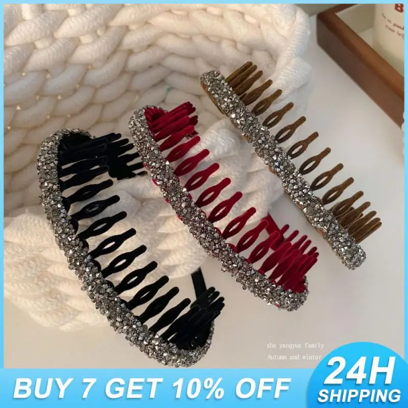 Face Headband Bright And Elegant Acrylic Crystal Headband Velvet Rhinestone Hair Accessories Fashion Statement Hair Accessories
Face Headband Bright And Elegant Acrylic Crystal Headband Velvet Rhinestone Hair Accessories Fashion Statement Hair Accessories