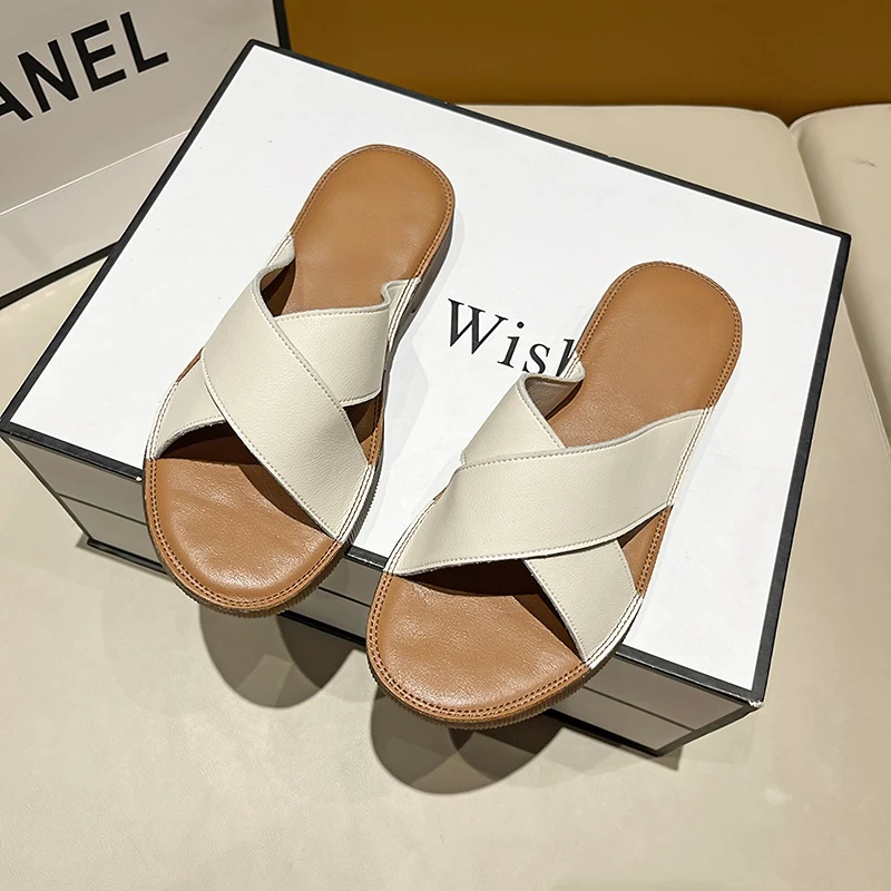 Sandals 2022 NEW Summer Beach Shoes Fashion Sandals Cross-tied Anti-sliperry Soft Simple sandels for women summer wome shoes
Sandals 2022 NEW Summer Beach Shoes Fashion Sandals Cross-tied Anti-sliperry Soft Simple sandels for women summer wome shoes