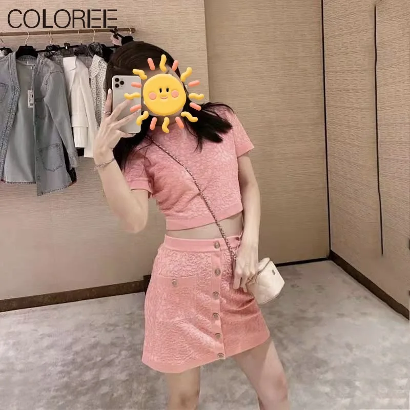 Summer Luxury Designer Clothes for Women 2022 Elegant Pink O-neck Short Sleeve Crop Top+mini Skirts Two Piece Sets Outfits
Summer Luxury Designer Clothes for Women 2022 Elegant Pink O-neck Short Sleeve Crop Top+mini Skirts Two Piece Sets Outfits