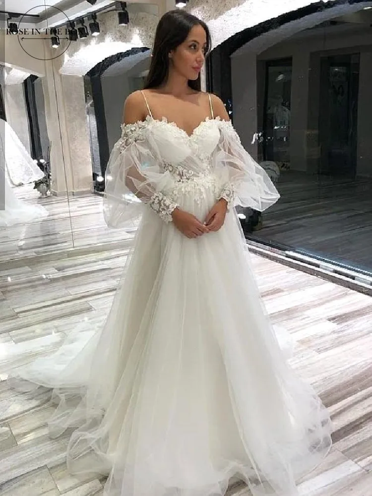 2022 New Arrival Elegant A-line V-neckline White Wedding Dresses Soft Spaghetti Straps Tull Princess Court Train Backless
2022 New Arrival Elegant A-line V-neckline White Wedding Dresses Soft Spaghetti Straps Tull Princess Court Train Backless