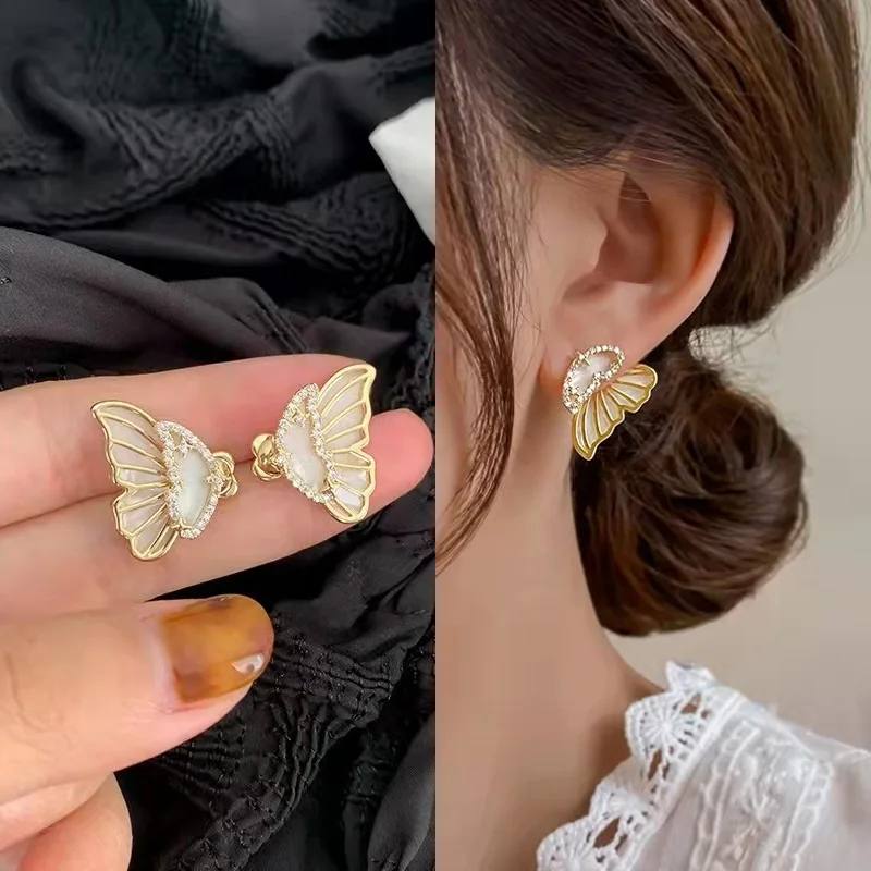 

White Enamel Butterfly Stud Earrings for Girls Korean Fashion Fairy Crystal Women's Small Earrings boucle d’oreille femmes