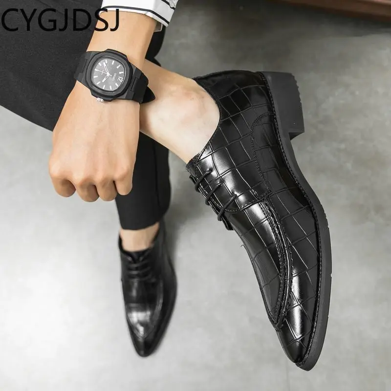 Leather Shoes for Men Italiano Office 2023 Wedding Dress Oxford Shoes for Men Casuales Dress Shoes for Men Business Suit Zapatos
Leather Shoes for Men Italiano Office 2023 Wedding Dress Oxford Shoes for Men Casuales Dress Shoes for Men Business Suit Zapatos