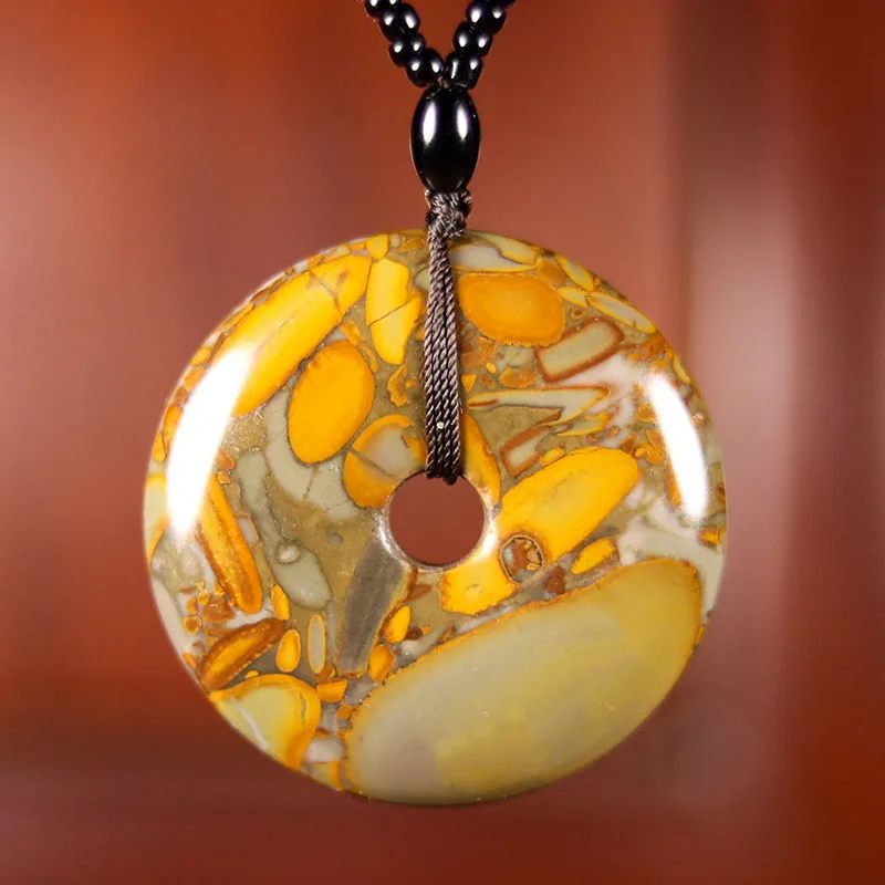 Natural Nuwa Stone Hand-carved Safety Buckle Jade Pendant Fashion Boutique Jewelry Men and Women's Yellow Necklace Gift
Natural Nuwa Stone Hand-carved Safety Buckle Jade Pendant Fashion Boutique Jewelry Men and Women's Yellow Necklace Gift