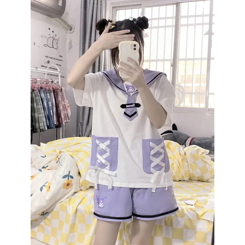 Пижама Sanrio Kawali Kuromi, футболка, шорты, домашняя одежда, удобная трендовая Милая в стиле Ins, подарок другу на день рождения, игрушки для девочек
Пижама Sanrio Kawali Kuromi, футболка, шорты, домашняя одежда, удобная трендовая Милая в стиле Ins, подарок другу на день рождения, игрушки для девочек