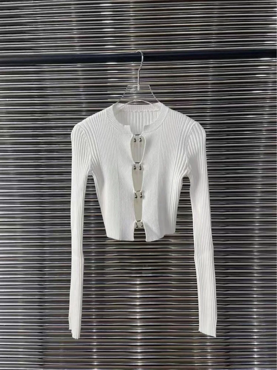 High Quality Spring Sexy Women's Cardigan Temperament Commuter Knitted Round Neck Long Sleeve Cropped Cardigan Sweaters
High Quality Spring Sexy Women's Cardigan Temperament Commuter Knitted Round Neck Long Sleeve Cropped Cardigan Sweaters