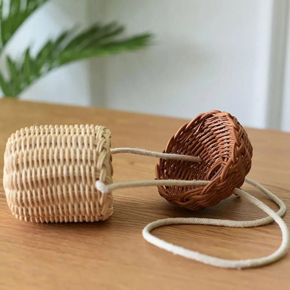 Rattan Bag for Baby Photo Props Handmade Eco-friendly Woven Shoulder Bag for Baby
Rattan Bag for Baby Photo Props Handmade Eco-friendly Woven Shoulder Bag for Baby