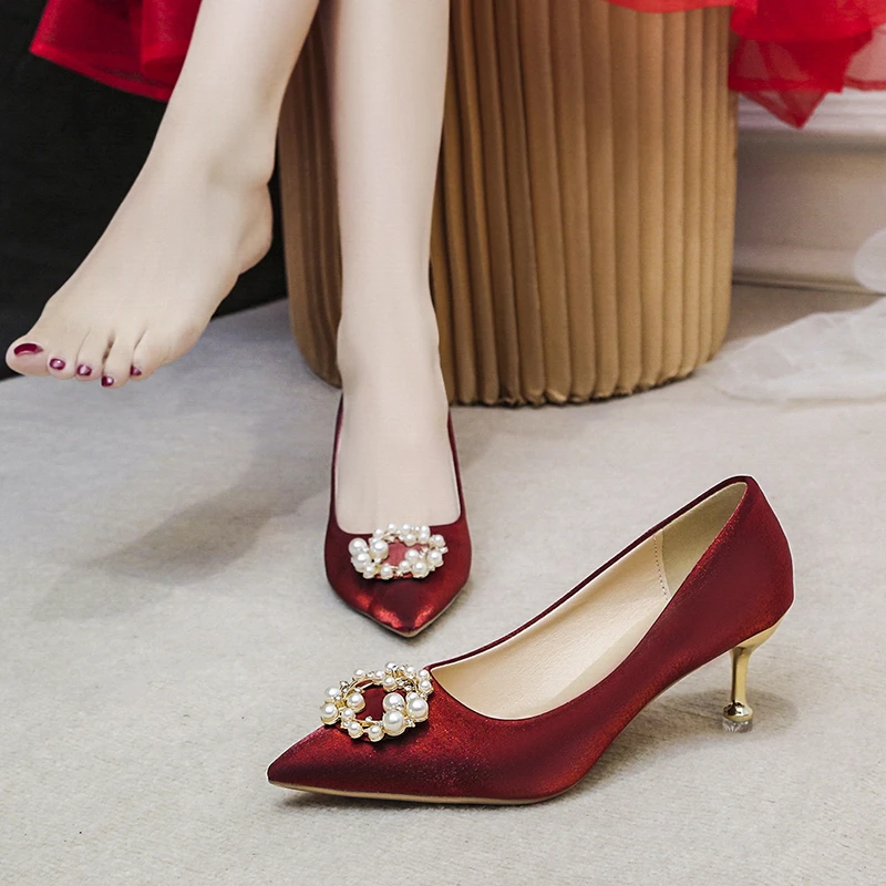 Новинка 2022, женские туфли на высоком каблуке с острым носком и квадратной пряжкой, туфли-лодочки на шпильке для весны и осени, свадебные туфл...
Новинка 2022, женские туфли на высоком каблуке с острым носком и квадратной пряжкой, туфли-лодочки на шпильке для весны и осени, свадебные туфл...