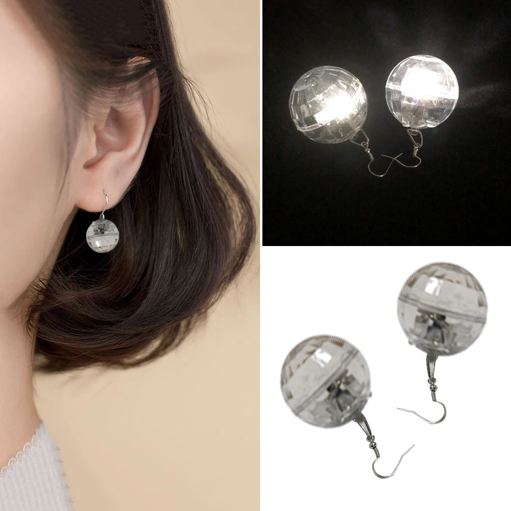 Girl Flashing Earrings LED Light Luminous Earrings Cube Ball Earrings Bar Nightclub KTV Couple Luminous Jewelry Wholesale 
Girl Flashing Earrings LED Light Luminous Earrings Cube Ball Earrings Bar Nightclub KTV Couple Luminous Jewelry Wholesale