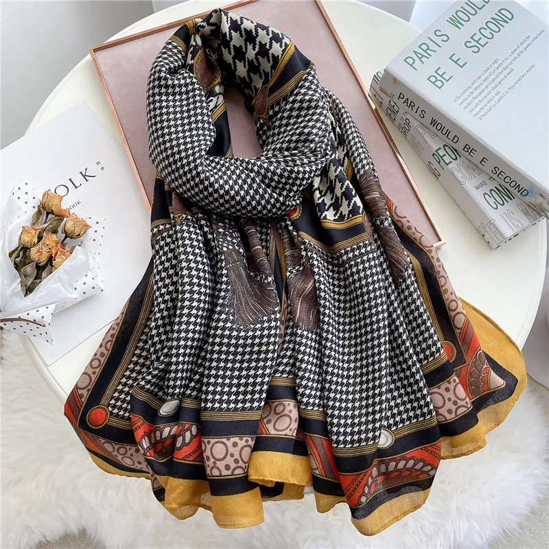New Summer Women Scarf Cotton Warm Beach Shawls Bufanda Hijab Scarves Print Fashion Lady Thick Foulard Pashmina 2022
New Summer Women Scarf Cotton Warm Beach Shawls Bufanda Hijab Scarves Print Fashion Lady Thick Foulard Pashmina 2022