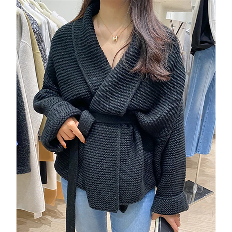 Lace-up Loose Wool Female Cardigans Long SleeveVintage Cardigan Sweater Women 2022 Autumn Winter Thick Chic Sweaters Tops 24093
Lace-up Loose Wool Female Cardigans Long SleeveVintage Cardigan Sweater Women 2022 Autumn Winter Thick Chic Sweaters Tops 24093