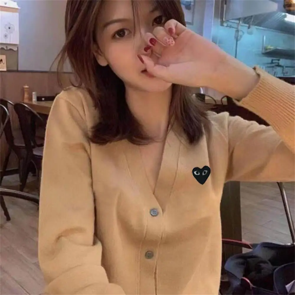 PLAY New Women Cardigan Embroidery Heart Cartoon V-neck Long-sleeved Single-breasted Cotton Spring Autumn Loose Casual Sweater
PLAY New Women Cardigan Embroidery Heart Cartoon V-neck Long-sleeved Single-breasted Cotton Spring Autumn Loose Casual Sweater