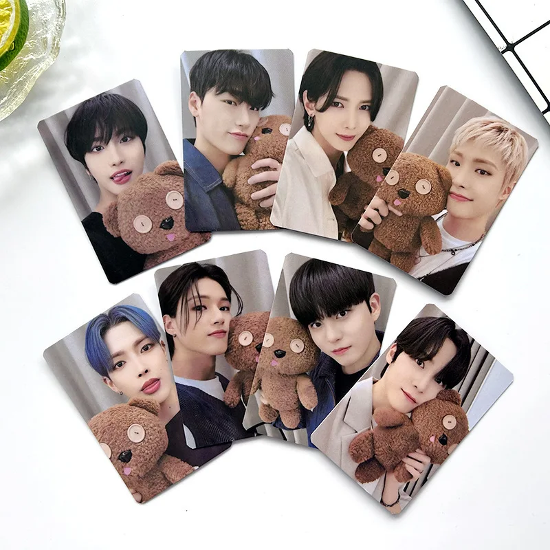 Коллекционные фотокарточки ATEEZ 8 шт. 
Коллекционные фотокарточки ATEEZ 8 шт.