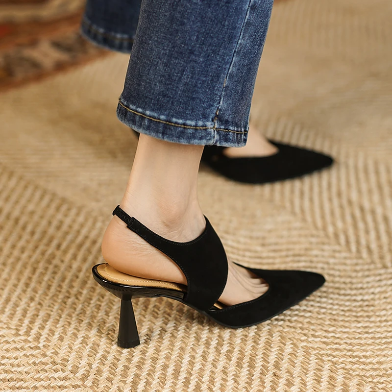 Женские замшевые туфли-лодочки в стиле ретро с острым носком на каблуке-шпильке