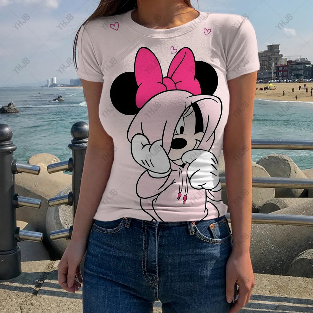Женская футболка с коротким рукавом, круглым вырезом и принтом Минни Микки Маус 
Женская футболка с коротким рукавом, круглым вырезом и принтом Минни Микки Маус