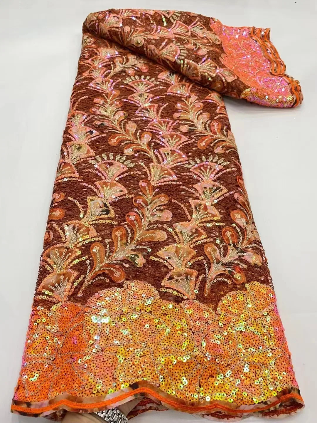 2022 High Quality Gold Nigerian African Sequins Velvet Lace Fabric Embroidery For Nigerian Wedding Party Dress Sewing
2022 High Quality Gold Nigerian African Sequins Velvet Lace Fabric Embroidery For Nigerian Wedding Party Dress Sewing