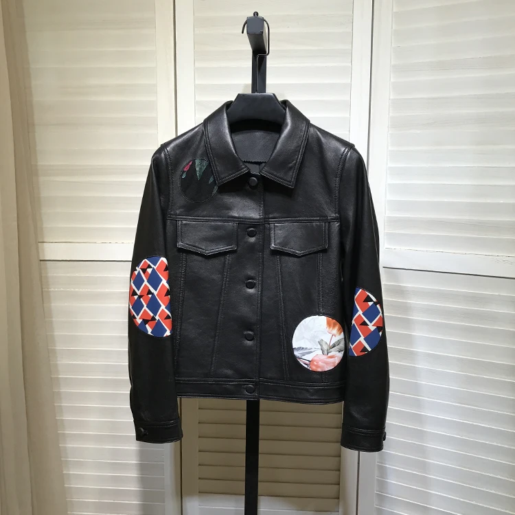 2022 Spring Europe Style Vintage Print Sheepskin Coat Fashion Women's Genuine Leather Jackets C435
2022 Spring Europe Style Vintage Print Sheepskin Coat Fashion Women's Genuine Leather Jackets C435