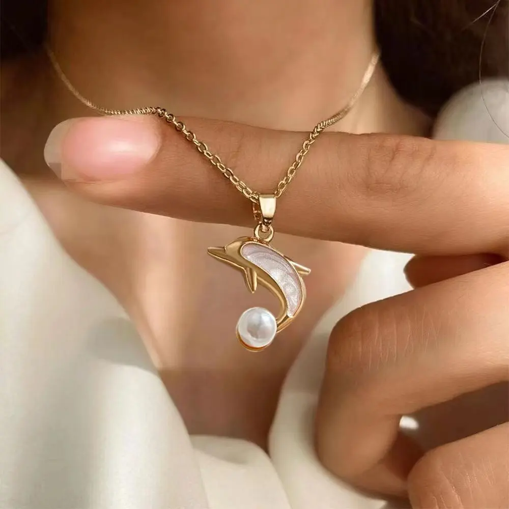 New Dolphin Necklace Women's Ins Fashion Light Luxury Set Pearl Dolphin Love Pendant Small Design Necklace Trendy Jewelry
New Dolphin Necklace Women's Ins Fashion Light Luxury Set Pearl Dolphin Love Pendant Small Design Necklace Trendy Jewelry