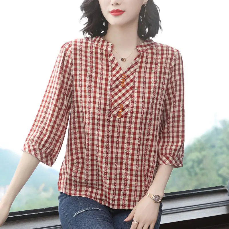 Plaid shirt female sleeves 2022 summer new loose large size Women's o neck casual loose blouse female clothing tops
Plaid shirt female sleeves 2022 summer new loose large size Women's o neck casual loose blouse female clothing tops