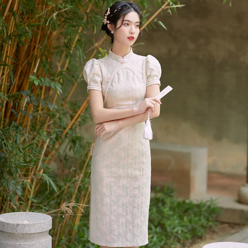Nvnang Chinese Cheongsam, Spring New Kam Cotton Fairy Fan Embroidery Texture Elegant Bead Fashion High Slit Dress
Nvnang Chinese Cheongsam, Spring New Kam Cotton Fairy Fan Embroidery Texture Elegant Bead Fashion High Slit Dress
